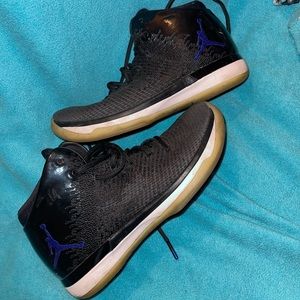 Youth size 7 jordan shoes
